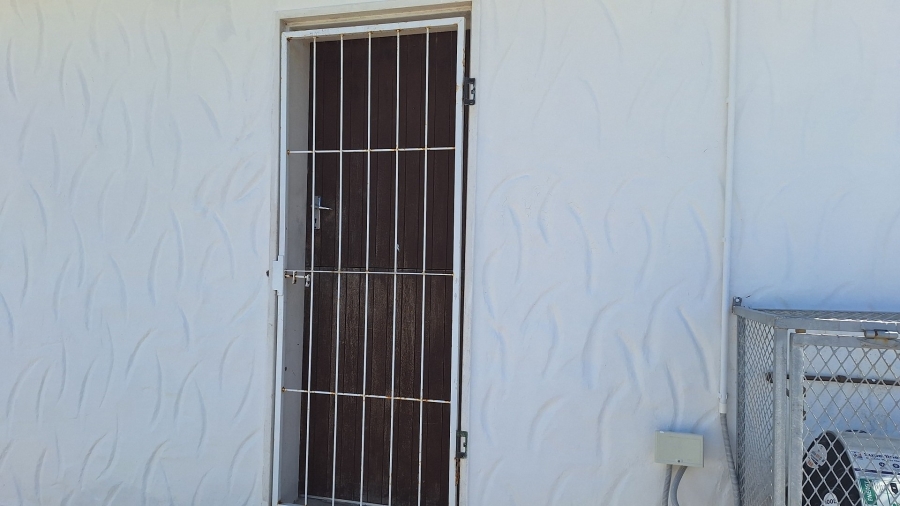 To Let 1 Bedroom Property for Rent in Lovemore Heights Estate Eastern Cape